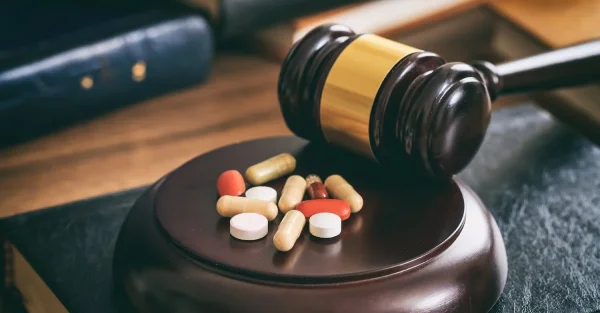 drugs and gavel